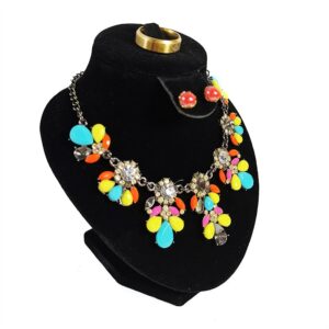 Bust expunere bijuterii negru din catifea BU4591