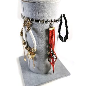 Expozor cilindric vertical pentru bratari si lanturi