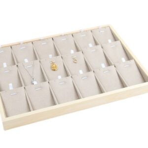 Tava Expunere Pandantive si Lantisoare Crem TEX4723