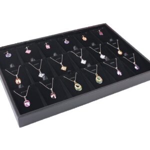 Tava Expunere Pandantive si Lantisoare TEX1276