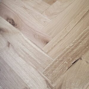 Parchet stratificat stejar CD herringbone 500x90x10/4 mm HERSTM-OAK521