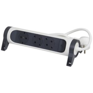 Prelungitor rotativ Premium 3 prize, 1.5 m, protectie copii, intrerupator Legrand 694527