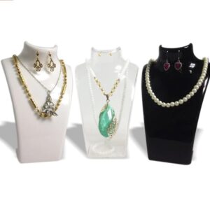 Bust expunere bijuterii acrilic transparent / alb / negru