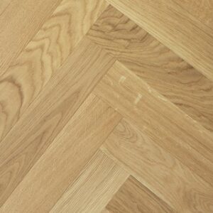 Parchet stratificat stejar AB lacuit si periat herringbone 910x90x10/3mm HERSTM-OAK390