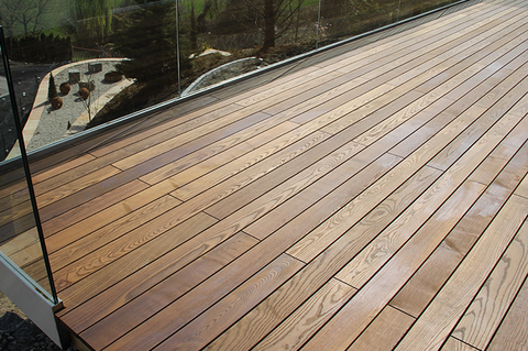 Podele terasa (decking) frasin thermo neted 1000-2800x100x21mm