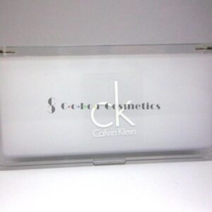 Fond de ten Calvin Klein whitening treatment 2-way Foundation - Medium ocher