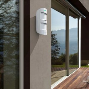 Detector PIR wireless de exterior AJAX MotionProtect Outdoor WH