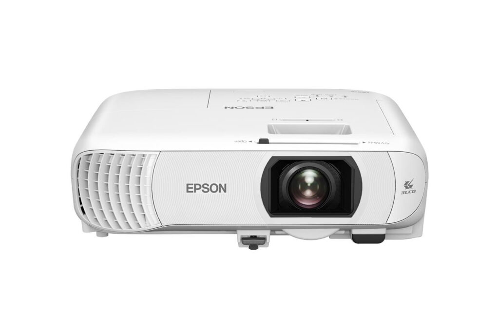 PROJECTOR EPSON EH-TW840, Tehnologie 3LCD, LCD 0.62", Luminozitate: 4000 Lumeni, 2200 in mod ECO, Rezolutie: 1080p, Full HD, Aspect Ratio: 16:9, Contrast: 16.000:1, Sursa lumina: lampa, Durata de viata lampa: 6000h, 12000 h in mod ECO, Refresh rate: ...