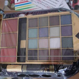 Trusa machiaj Body Collection Church Window