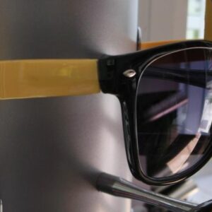 Ochelari de soare cu rama colorata - galben