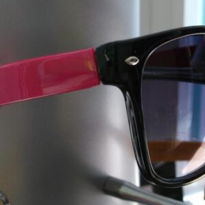 Ochelari de soare cu rama colorata - roz