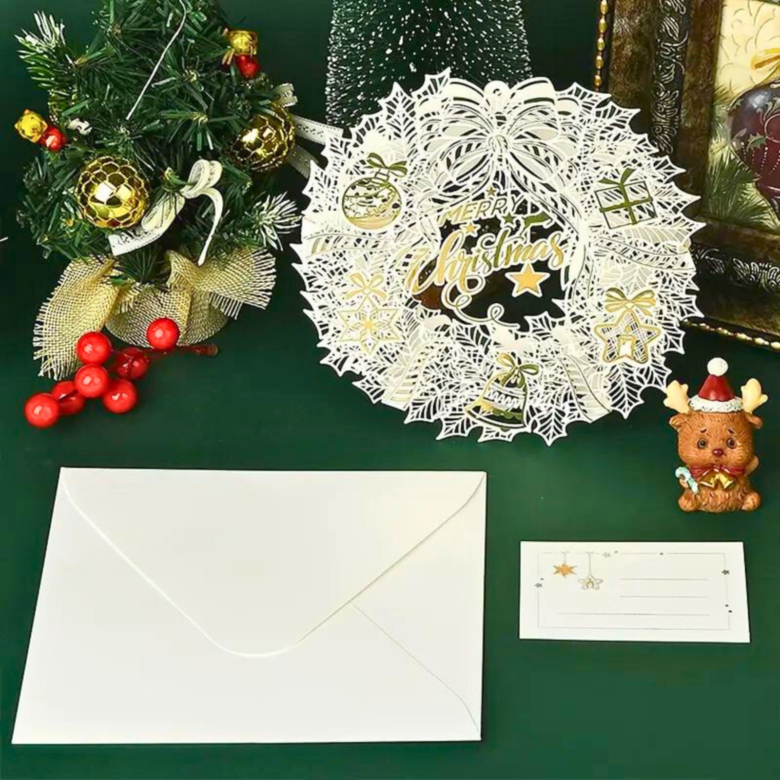 Felicitare de Craciun 3D Coronita Merry Christmas