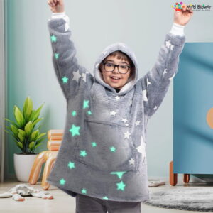 Hanorac patura cu maneci baieti Grey Stelute Fosforescente cu buzunar cangur 440g mp 105 cm