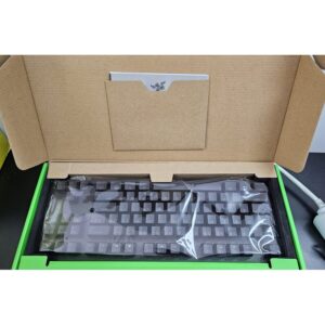 Tastatura Mecanica Resigilat Huntsman V2 TKL Purple Switch RGB Negru